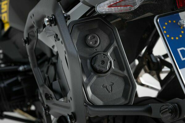 SW-MOTECH TRAX ツールボックス ブラック 汎用 | KFT.00.152.30300/B_2