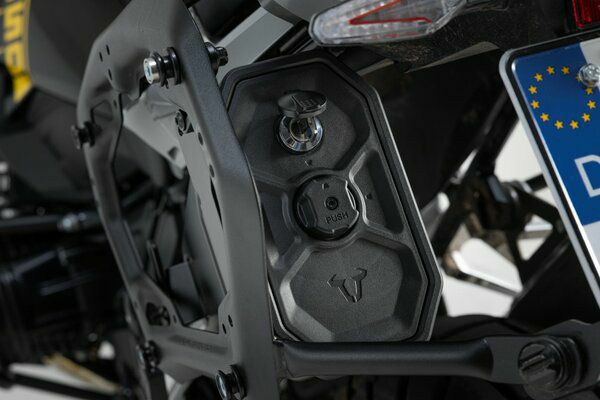 SW-MOTECH TRAX ツールボックス ブラック 汎用 | KFT.00.152.30300/B_4