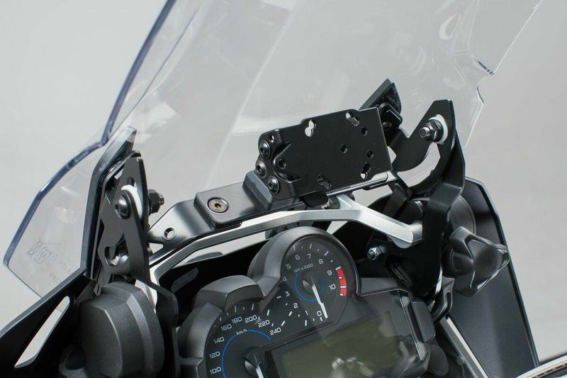 SW-MOTECH スクリーンレインフォースメント ブラック BMW R1200GS LC/Adventure / R1250GS/Adventure | SCT.07.174.10800/B_1