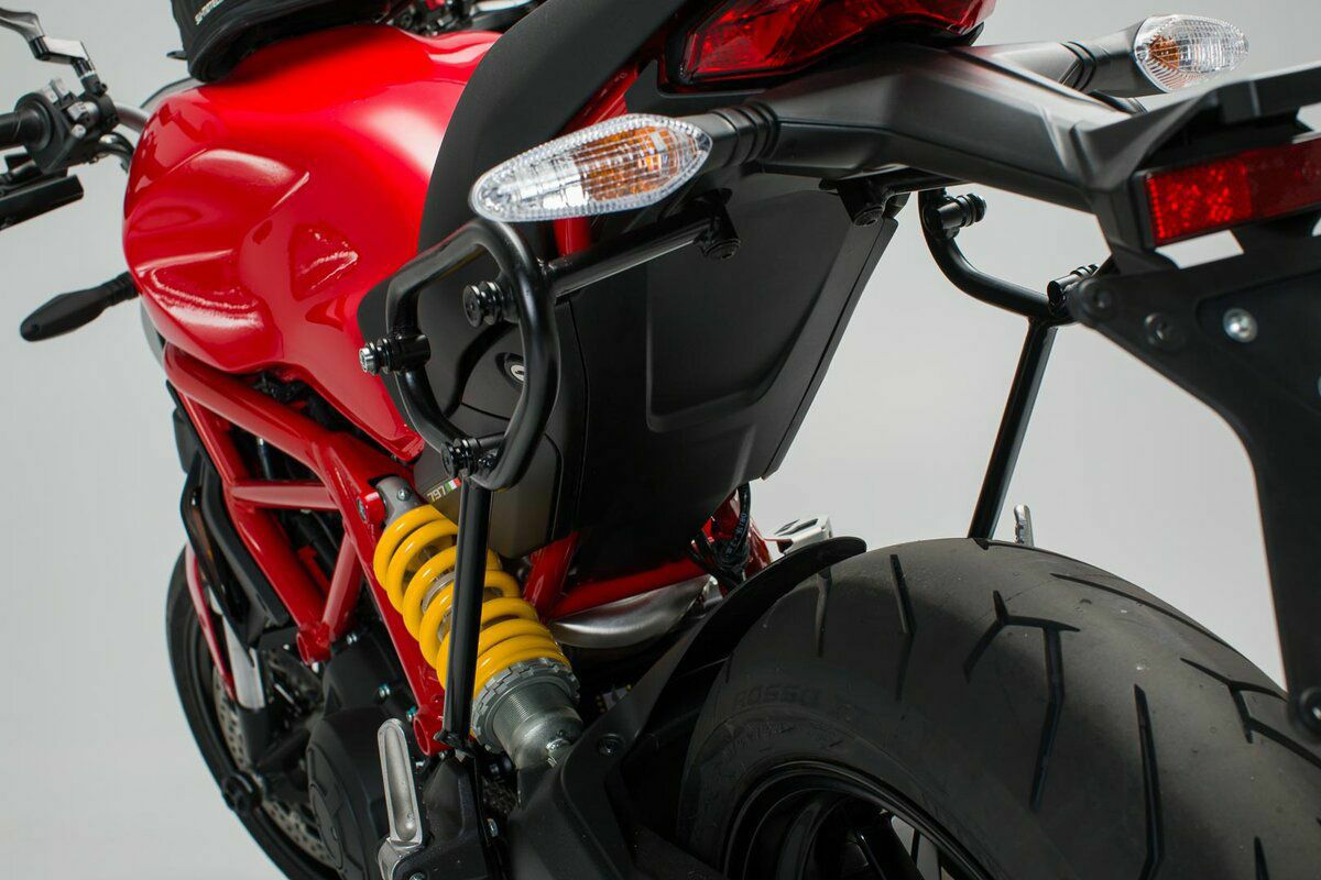 SW-MOTECH SLCサイドキャリア 左側 Ducati モンスター 821 (17