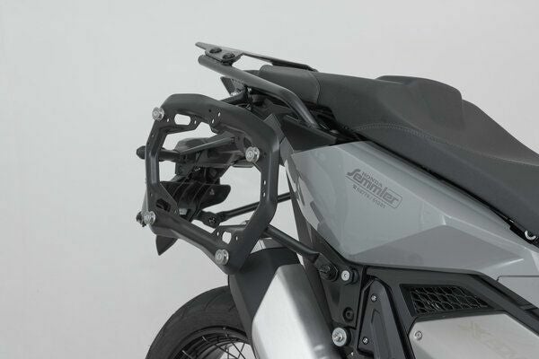 SW-MOTECH TRAX ADV アルミパニアシステム(左 45 L / 右 37 L