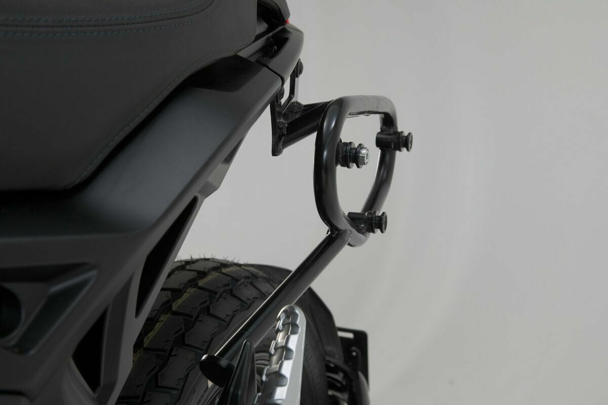 SW-MOTECH SLCサイドキャリア 左側 ブラック Indian FTR 1200 (19-) / FTR 1200 Rally (19-) | HTA.20.935.10000_3