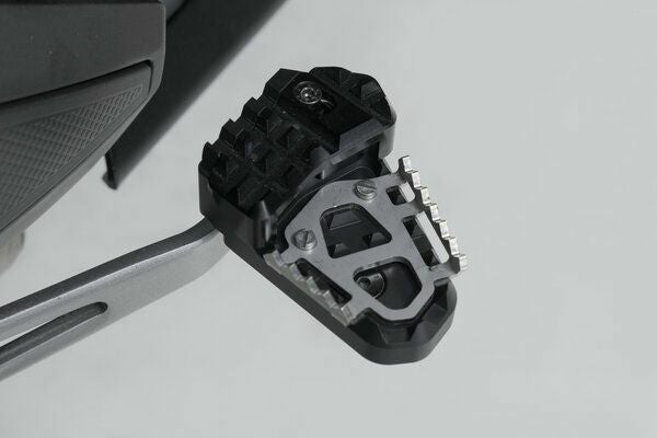 SW-MOTECH ブレーキペダルエクステンション Kawasaki Versys650 (21-) | FBE.08.844.10000/B_1