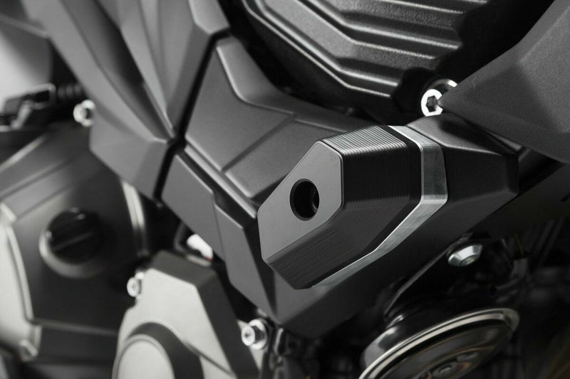 SW-MOTECH フレームスライダー Kawasaki Z800 (12-16) / Z800e Black Edition (12-16) | STP.08.286.10000/B_1
