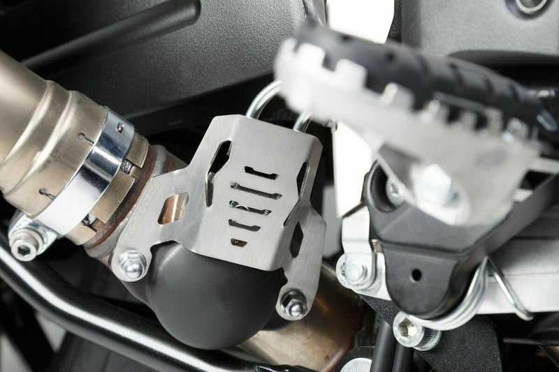 SW-MOTECH エグゾーストバルブガード シルバー Suzuki Vストローム 1000 (14-19) / Vストローム 1000XT (14-19) | SCT.05.174.10100/S_1