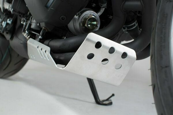 SW-MOTECH エンジンガード(アンダーガード) シルバー Yamaha MT-09 (16