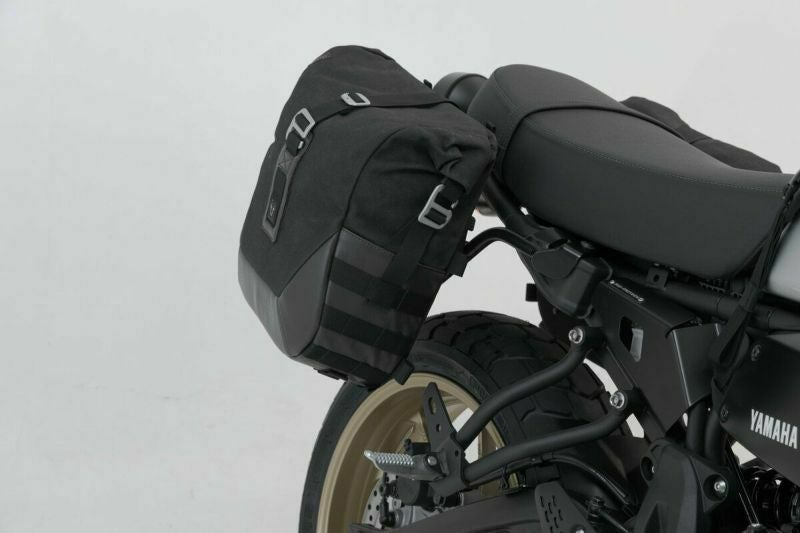 SW-MOTECH Legend Gear サイドバックシステム 左側 LC2 (13.5L) / 右側