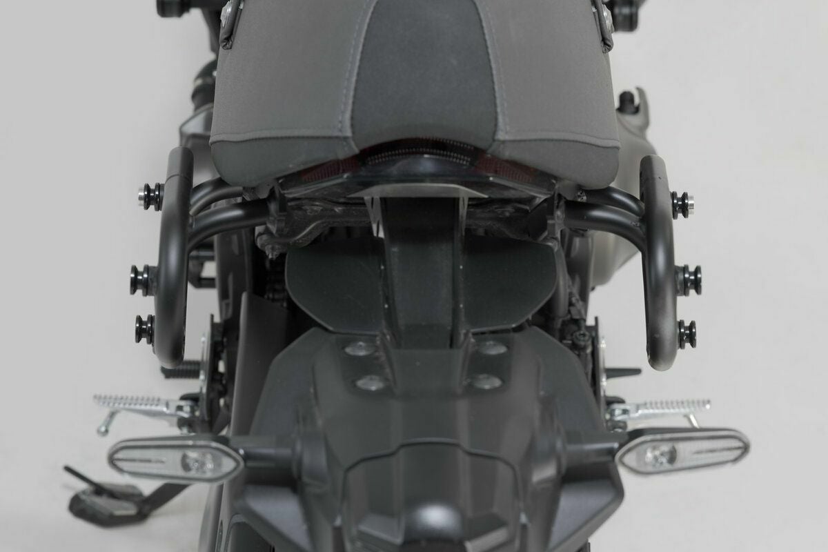 SW-MOTECH URBAN ABS サイドケースシステム YAMAHA XSR 900 (21-23