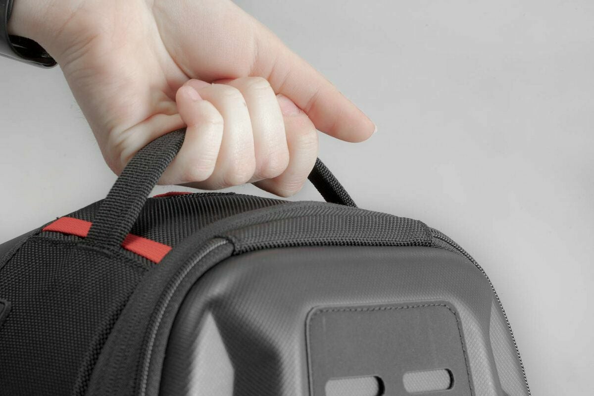 SW-MOTECH マグネット式タンクバック PRO Daypack (6-9 L) | バイク