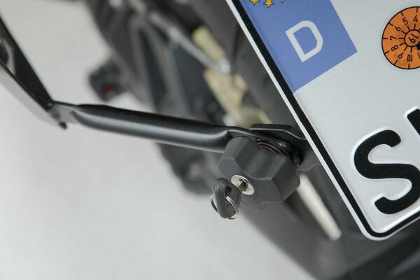 SW-MOTECH PROサイドキャリア専用アンチシフトプロテクション(キー×2 / 防犯用PROサイドキャリアロックシリンダー×2) | QLS.00.095.10001/B_1