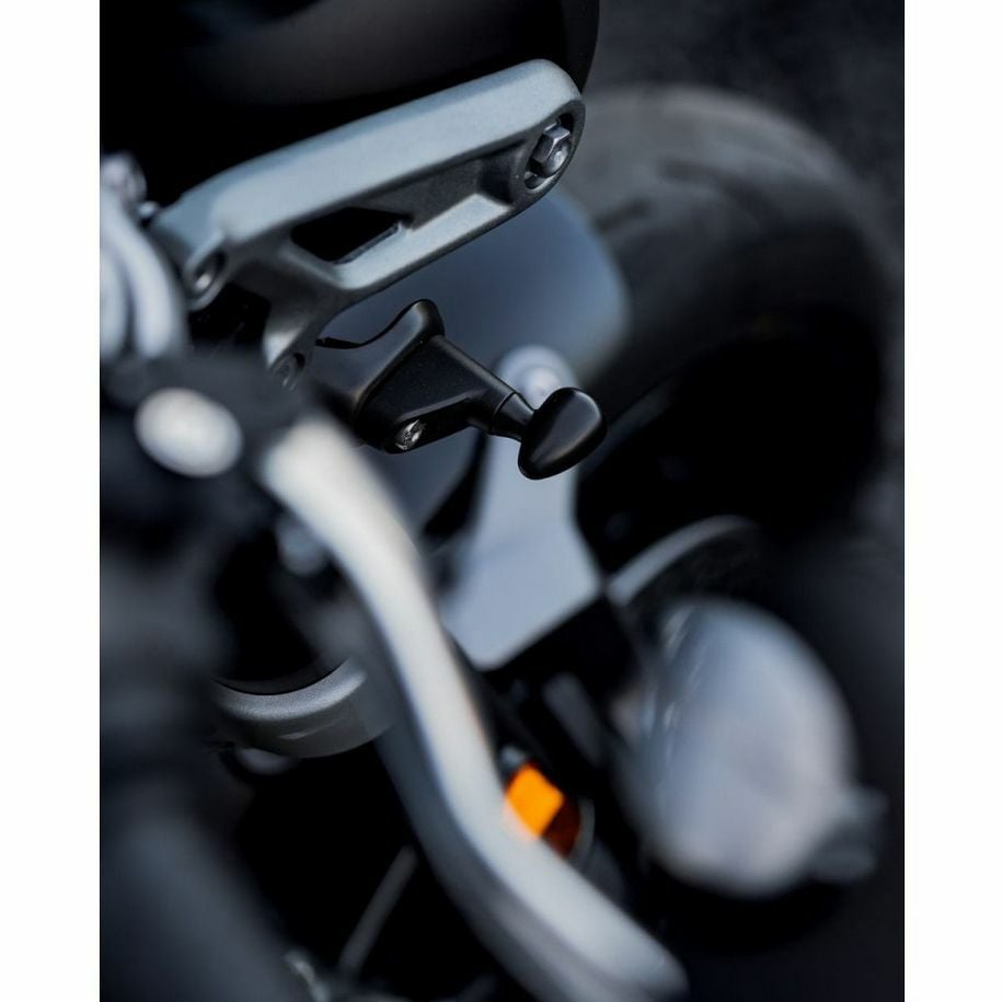 トライアンフ スピード400 スクランブラー400X ウインカーステー
