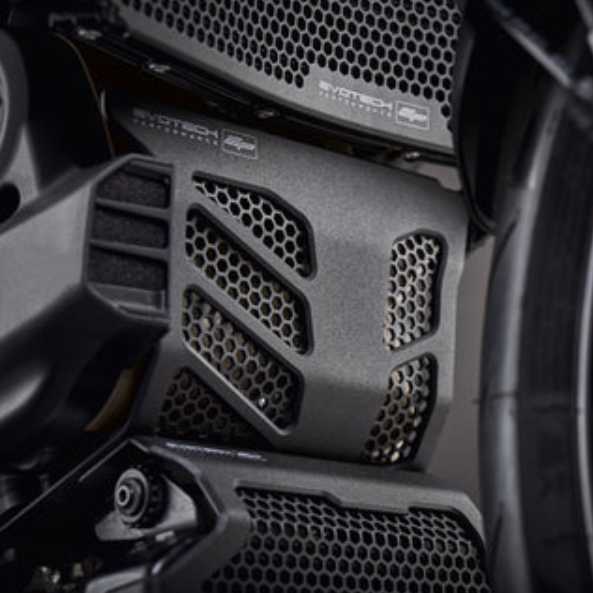 Evotech Performance エンジンガードプロテクター Ducati ハイパーストラーダ 939 (2016-2018)_1