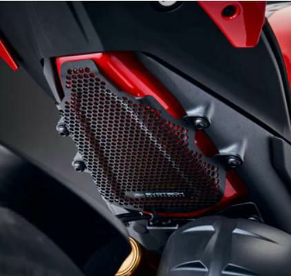 Evotech Performance ヒューエルタンクカバーガード Ducati パニガーレV4/V4R/V4S【2025年式適合品】_1