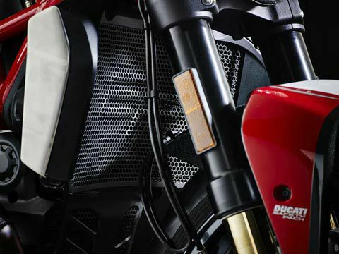 Evotech Performance Ducati モンスター 1200 ラジエーターガード 