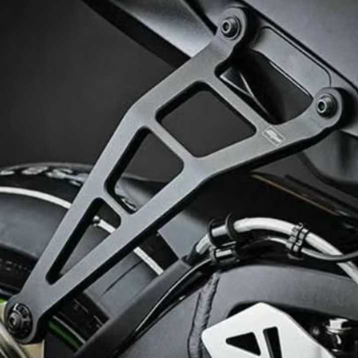 Evotech Performance マフラーハンガー/ブランキングプレートセット kawasaki Ninja ZX-10R (2021-)_1