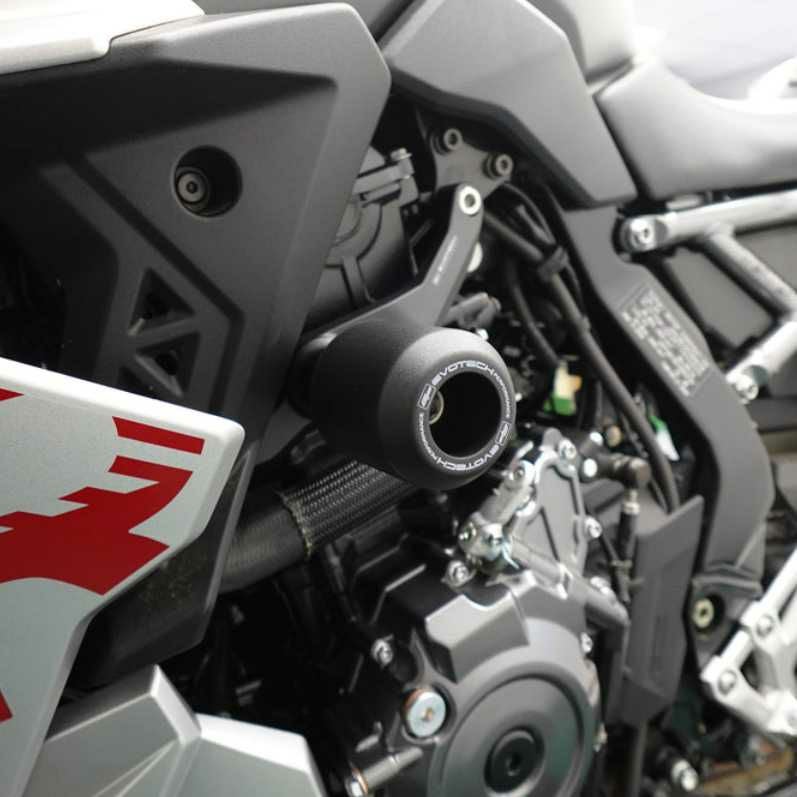 Evotech Performance フレームスライダー Suzuki GSX-8S / GSX-8R / GSX-8T / GSX-8TT_1