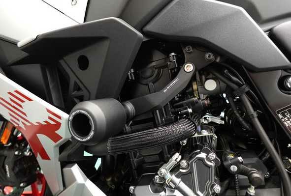 Evotech Performance Suzuki GSX-8S (2023-) フレームスライダー | 高