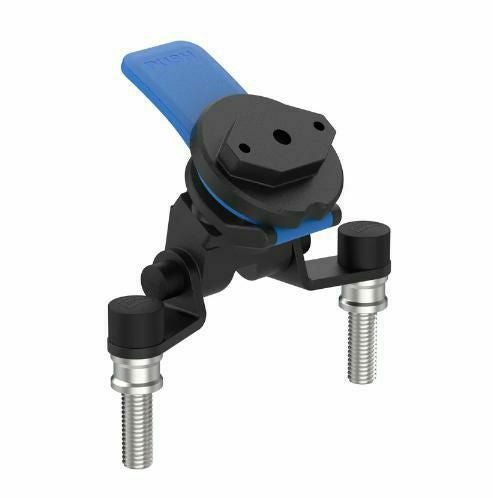 Evotech Performance製TRIUMPHトライデント用ハンドルバークランプ装着