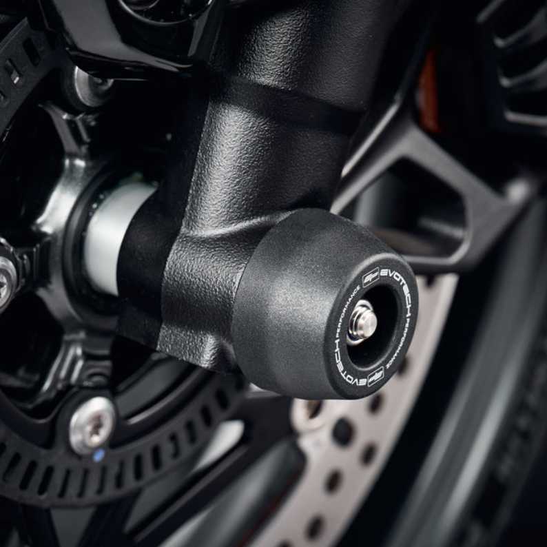 Triumph デイトナ660/トライデント/タイガースポーツ660 アクスルスライダー(スピンドルボビン)キット Evotech Performance_13