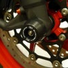 Evotech Performance フロントアクスルスライダー(スピンドルボビン) Triumph デイトナ675/R (13-17) / デイトナMoto2 765 (20-21)_2