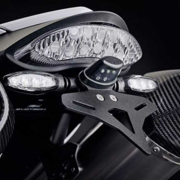 Triumph スピードトリプル(16-17) / スピードトリプルRS (18-20) / スピードトリプルS (18-20) ナンバープレートホルダー Evotech Performance_7