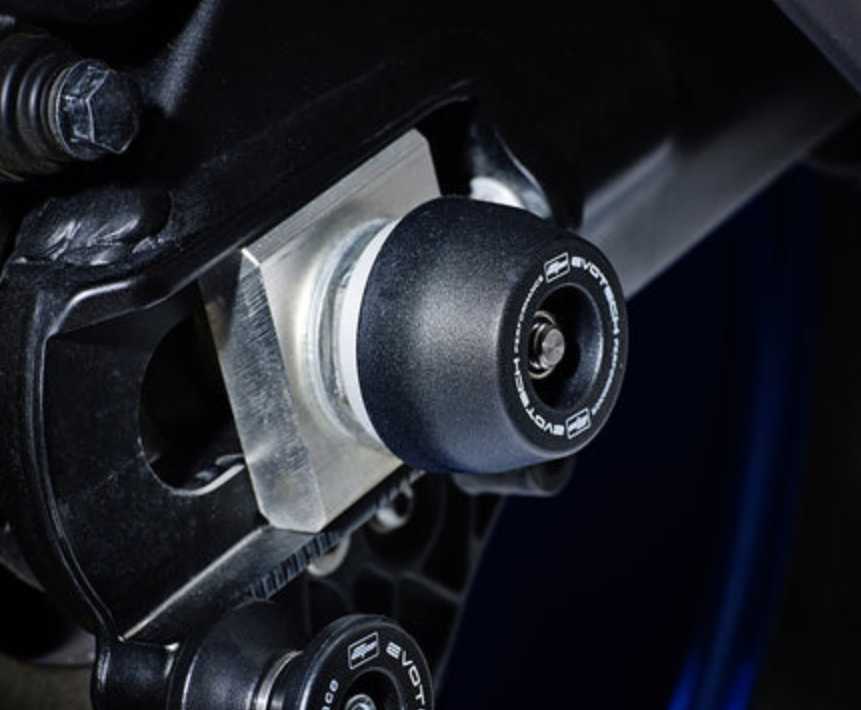 Yamaha MT-10/YZF-R1 アクスルスライダー(スピンドルボビン)キット Evotech Performance_3