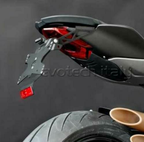 EVOTECH ナンバープレートホルダー フェンダーレスキット MV AGUSTA ブルターレ 800 (16-25)_1