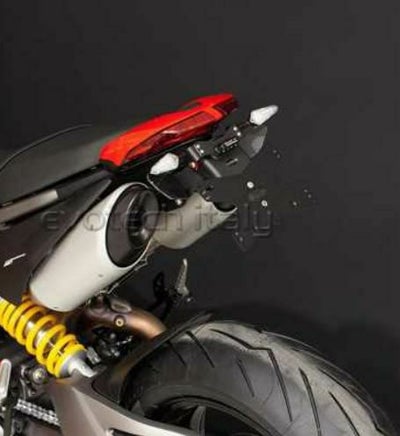 EVOTECH DUCATI ハイパーモタード 950専用フェンダーレスキット