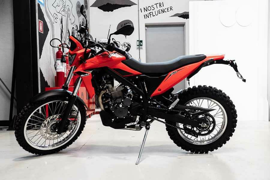 EVOTECH ナンバープレートホルダー フェンダーレスキット BETA ALP 4.0 (2024)_4