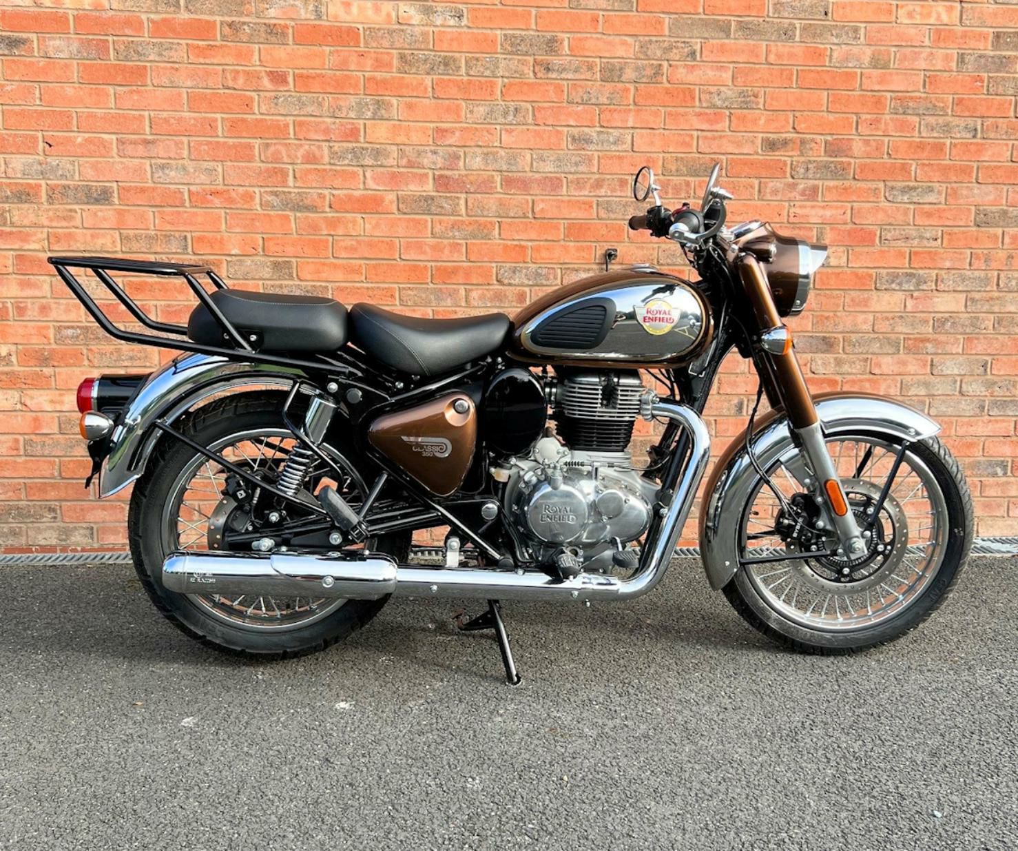 ロイヤルエンフィールド クラシック350 リアキャリア Hitchcoks