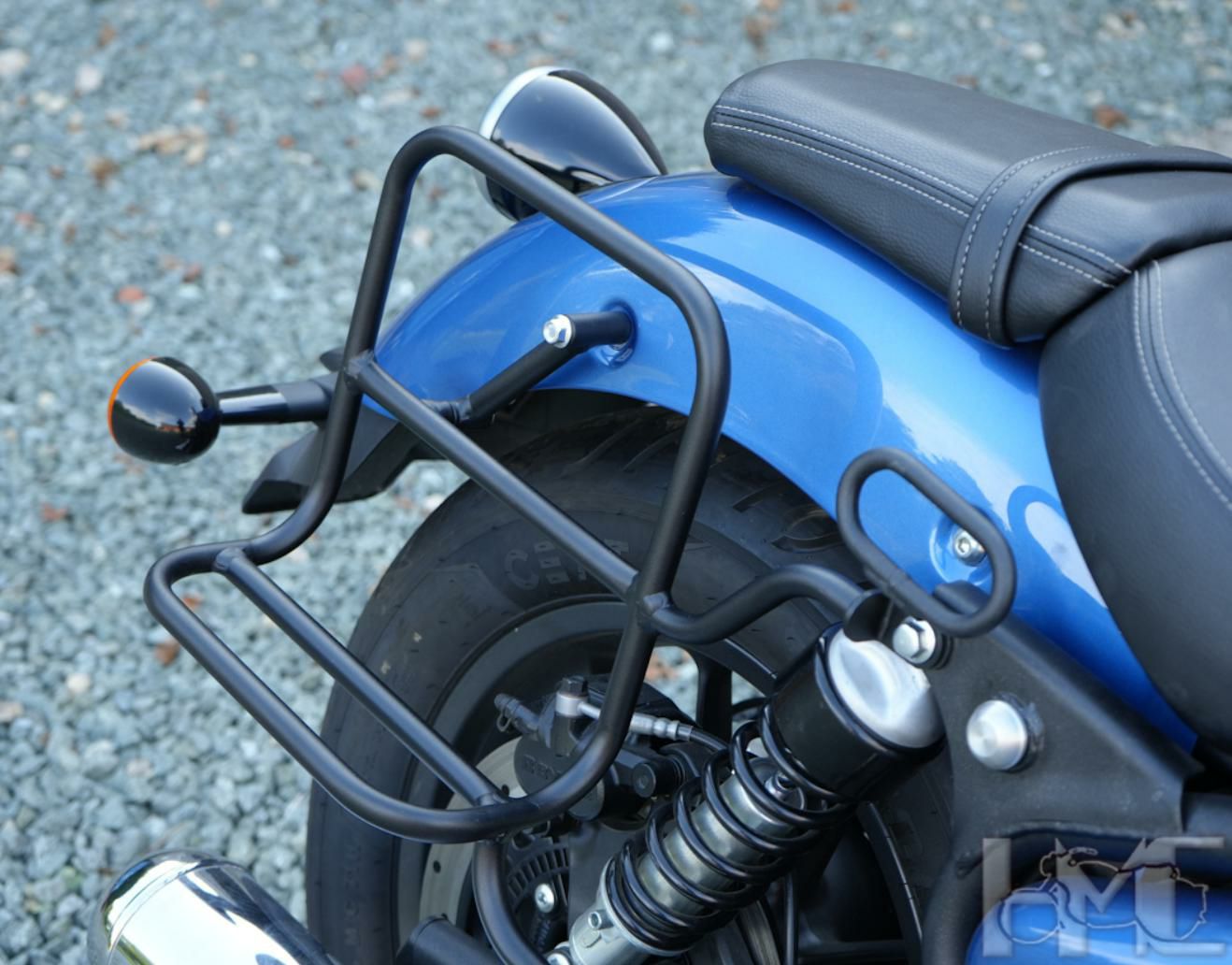 ロイヤルエンフィールド スーパーメテオ650 サドルバッグサポート