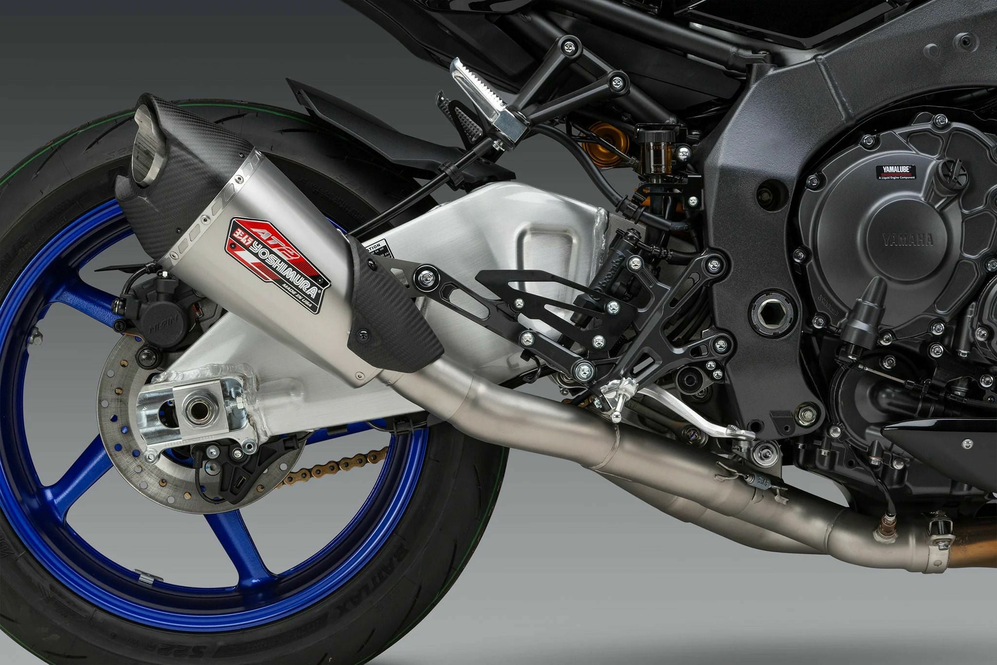 USヨシムラ Alpha スリップオンマフラー Yamaha MT-10 (2022-2024)