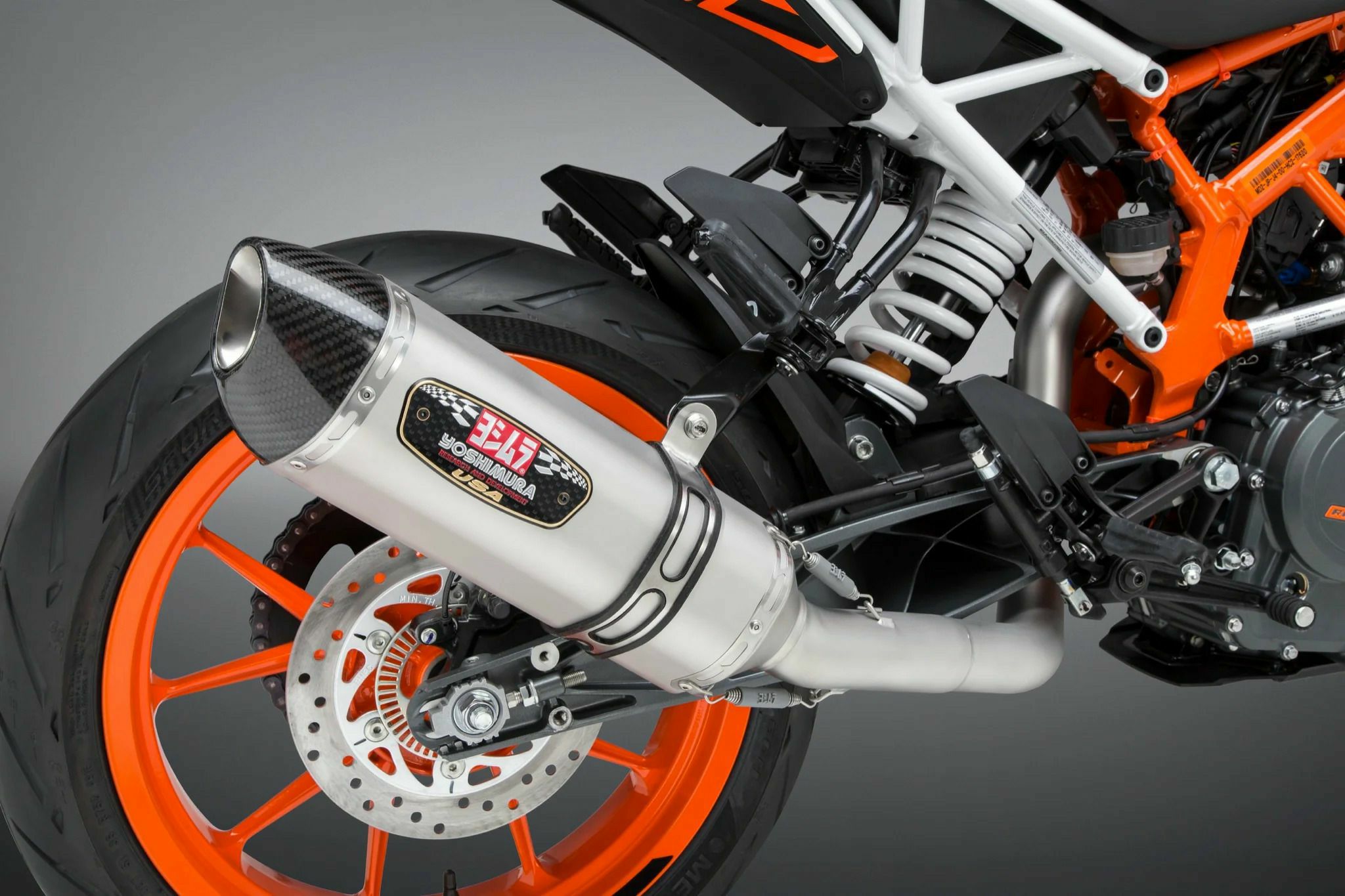 SHARK スリップオンマフラー Street GP カーボン KTM 125/250/390 Duke