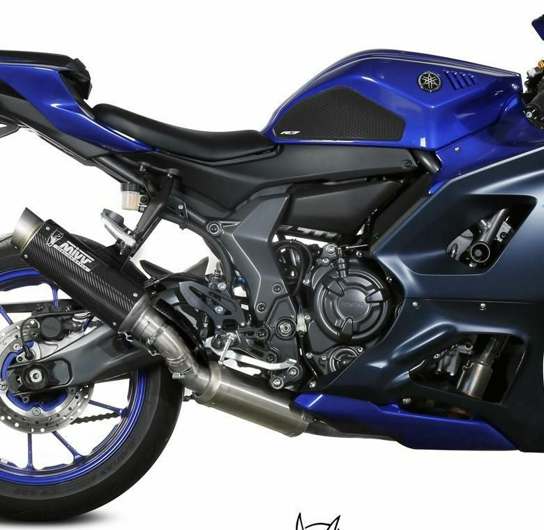 YZF-R7/YZF-R6 レーシングスクリーン カーボン プーチ Puig | バイク