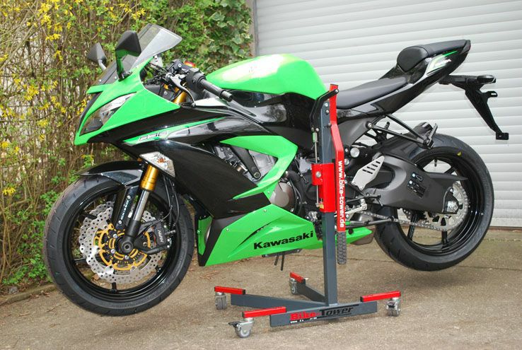 自転車   ディスプレイスタンド バイクタワー 楽天市場】【クーポンで最大50%OFF】自転車 スタンド 室内 2台 自転車