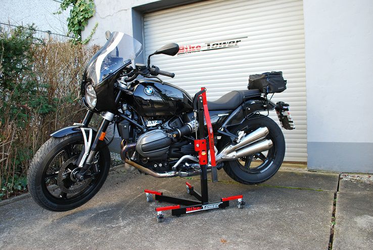 画期的なモーターサイクルメンテナンススタンド Bike-Tower(バイク