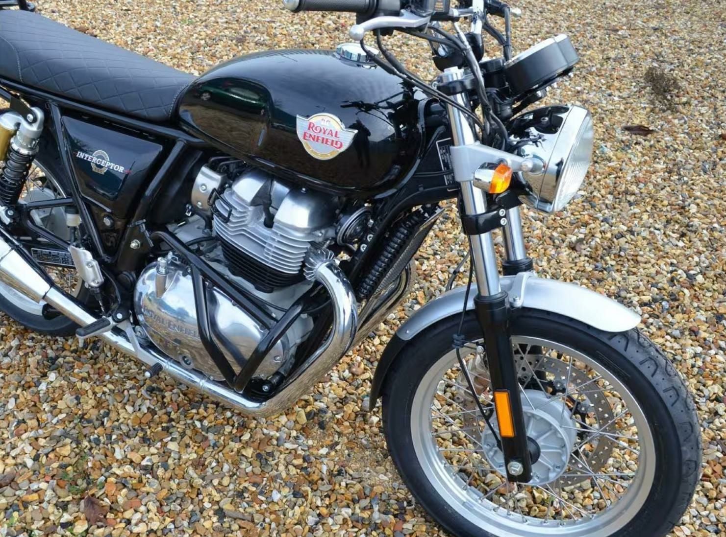 ロイヤルエンフィールド インターセプター650/コンチネンタルGT650