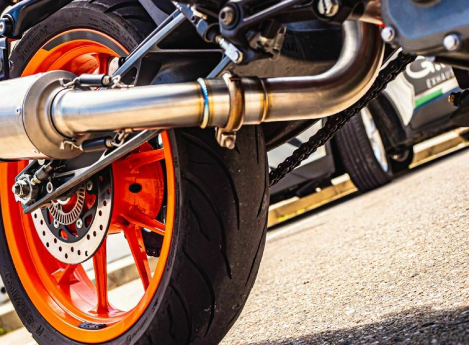 GPR製 KTM RC390 (2022-2024)用スリップオンマフラー Furore Black