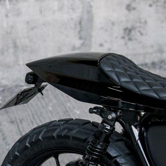 スピードツイン900 T100/120 スクランブラー900等 シート 