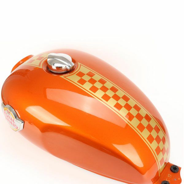 ロイヤルエンフィールド インターセプター650/コンチネンタルGT650 ガソリンタンクセンタラインステッカー ゴールドチェカー柄  Hitchcocks Motorcycles_1