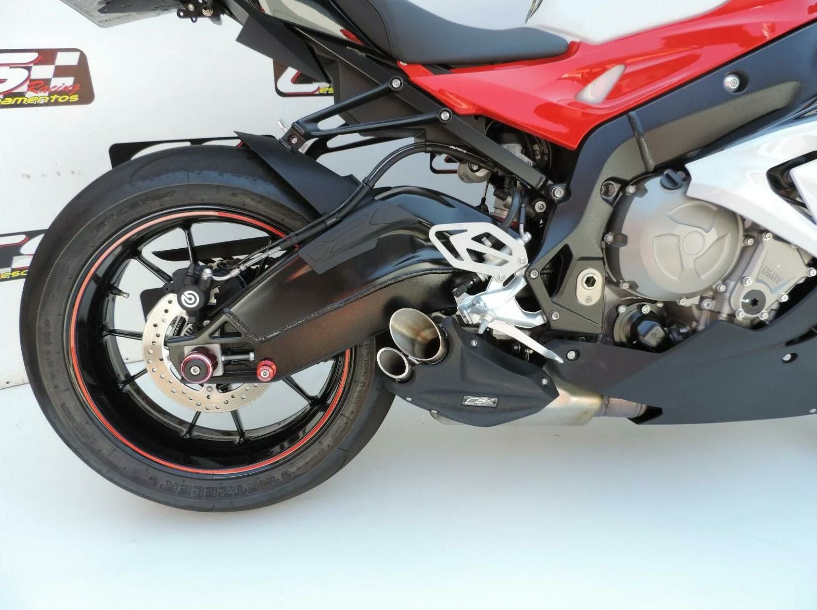 S1000RR 17〜18年式　スリップオンマフラー BMW S1000RR 17-18 SSEC RR スリップオンマフラー カーボン EURO4 ボス