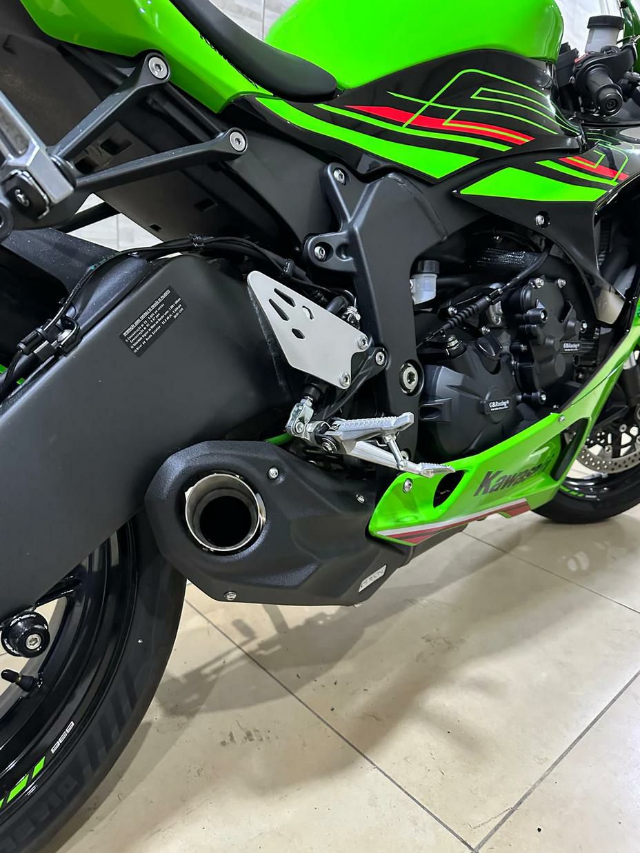 カワサキ zx6r 純正マフラー　触媒　カーボンカバー付 KAWASAKI ZX-6R |マフラー|バイクパーツ専門店 モトパーツ(MOTO PARTS)