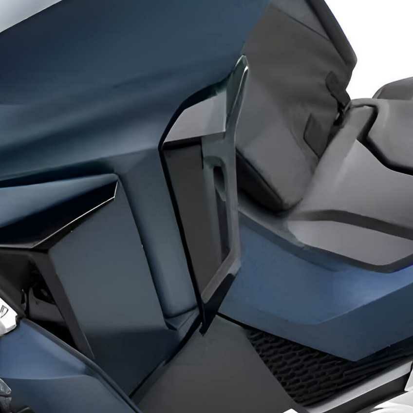 フォルツァ250/300 13-17 ウインドスクリーン 73x59 クリア GIVI