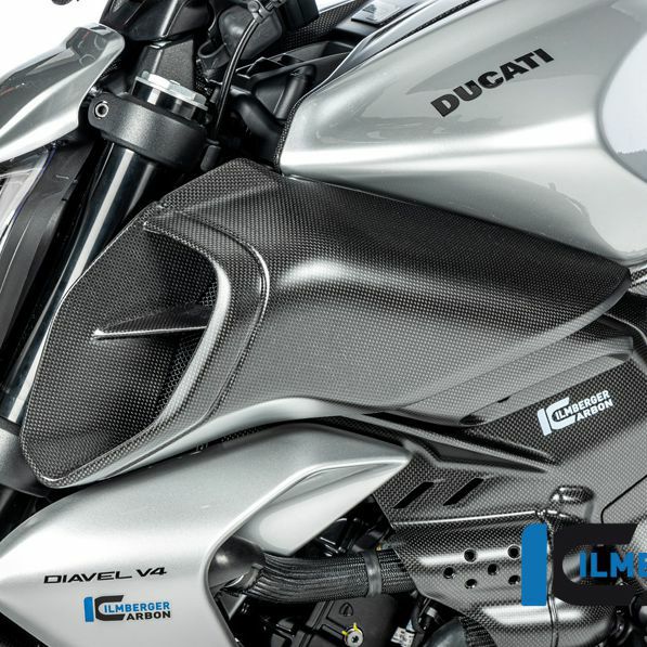 DUCATIディアベル ILMBERGER イルムバーガ カーボンリアフェンダー KHO.120.DS15M.K カーボンパーツ リアフェンダー マット Ducati