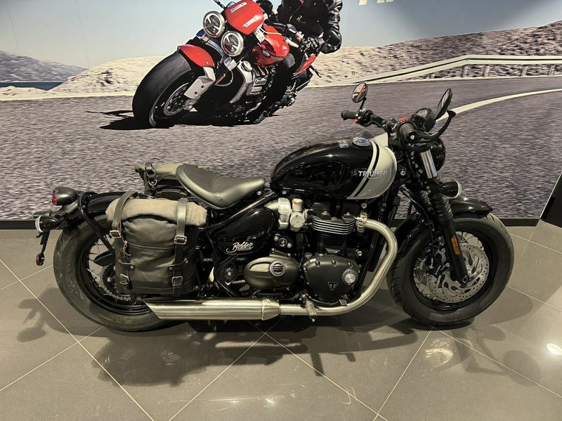 トライアンフ ボンネビルボバー サドルバッグステー 左右セット サテン 