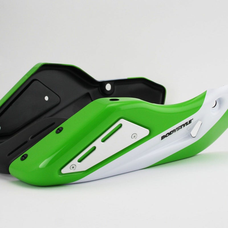 KAWASAKI Z900 RS (2018-2020) アンダースポイラー(ベリーパン) ホワイト/グリーン BODYSTYLE_2