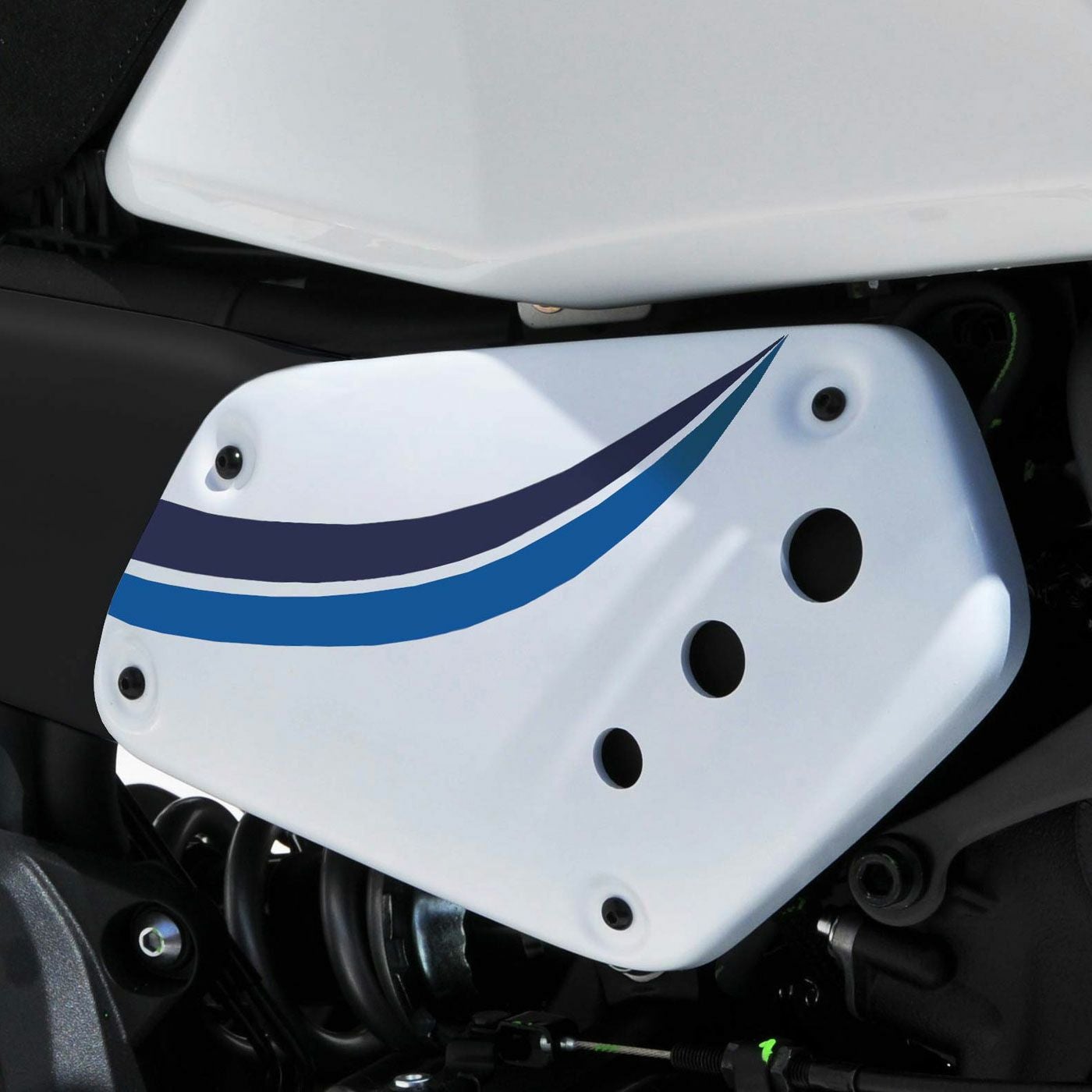 YAMAHA(ヤマハ純正部品) タンクサイドカバー 左側 グリーン XSR700