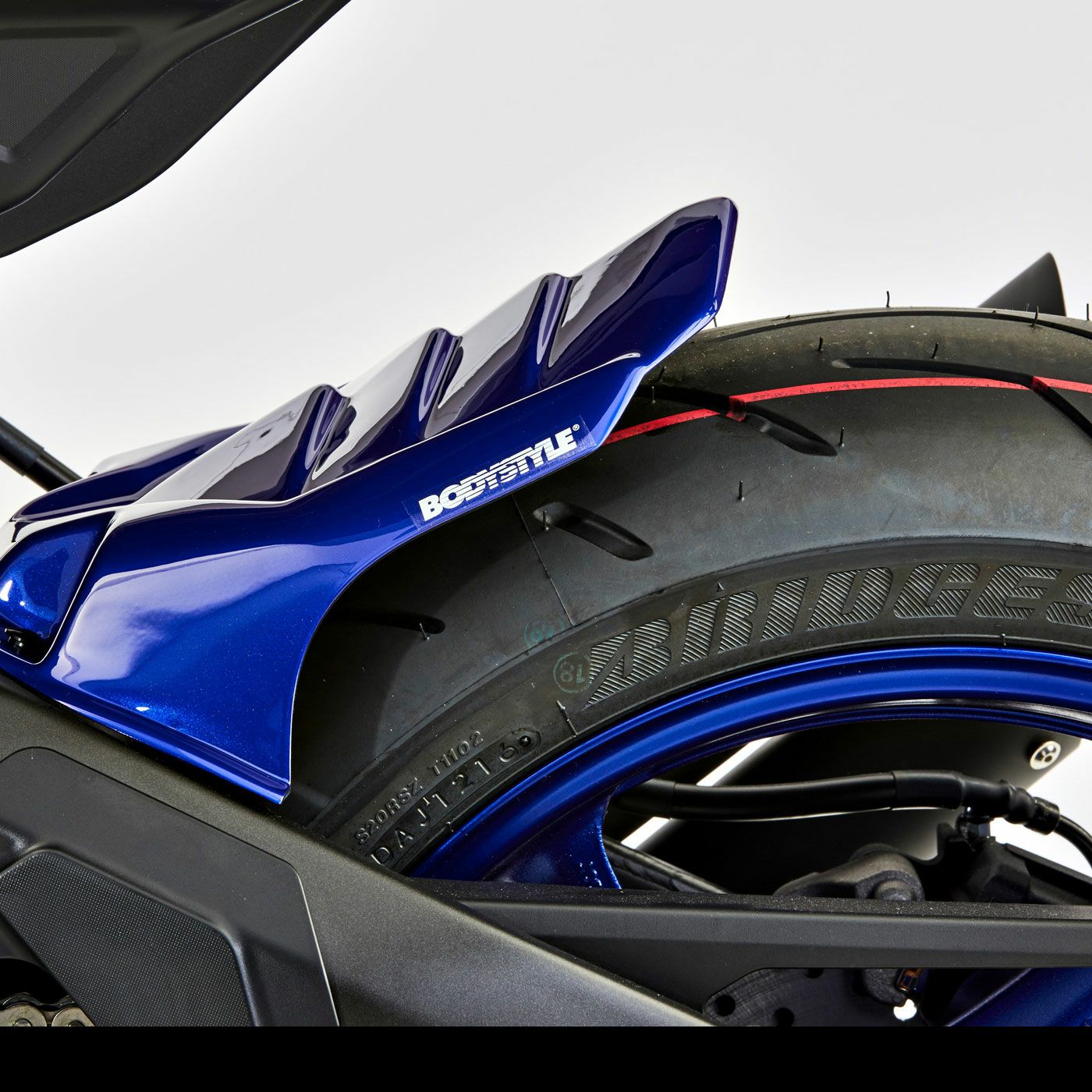 BODYSTYLE リアフェンダー YAMAHA XJR1300 (1999-2016) BODYSTYLE リアフェンダー YAMAHA XJR1300 (1999-2016)