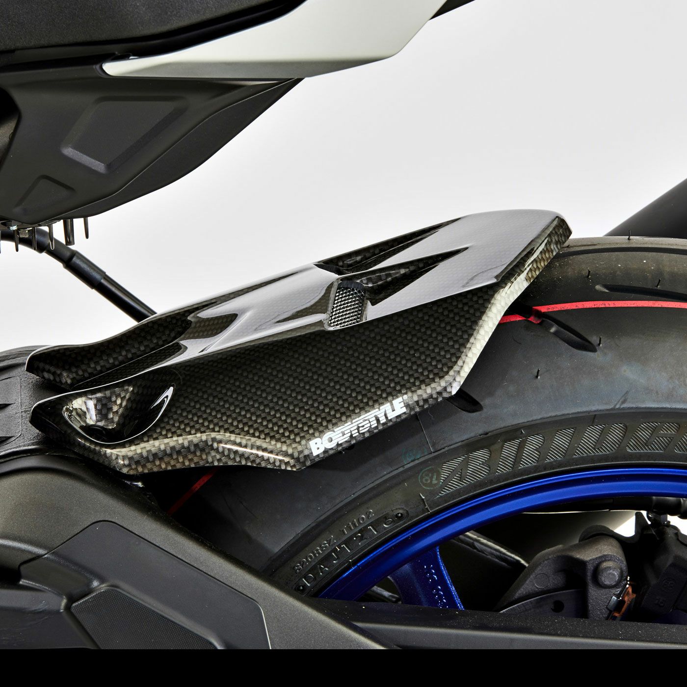 ライテック(Lightech) カーボンフロントフェンダー YZF-R1/MT-10