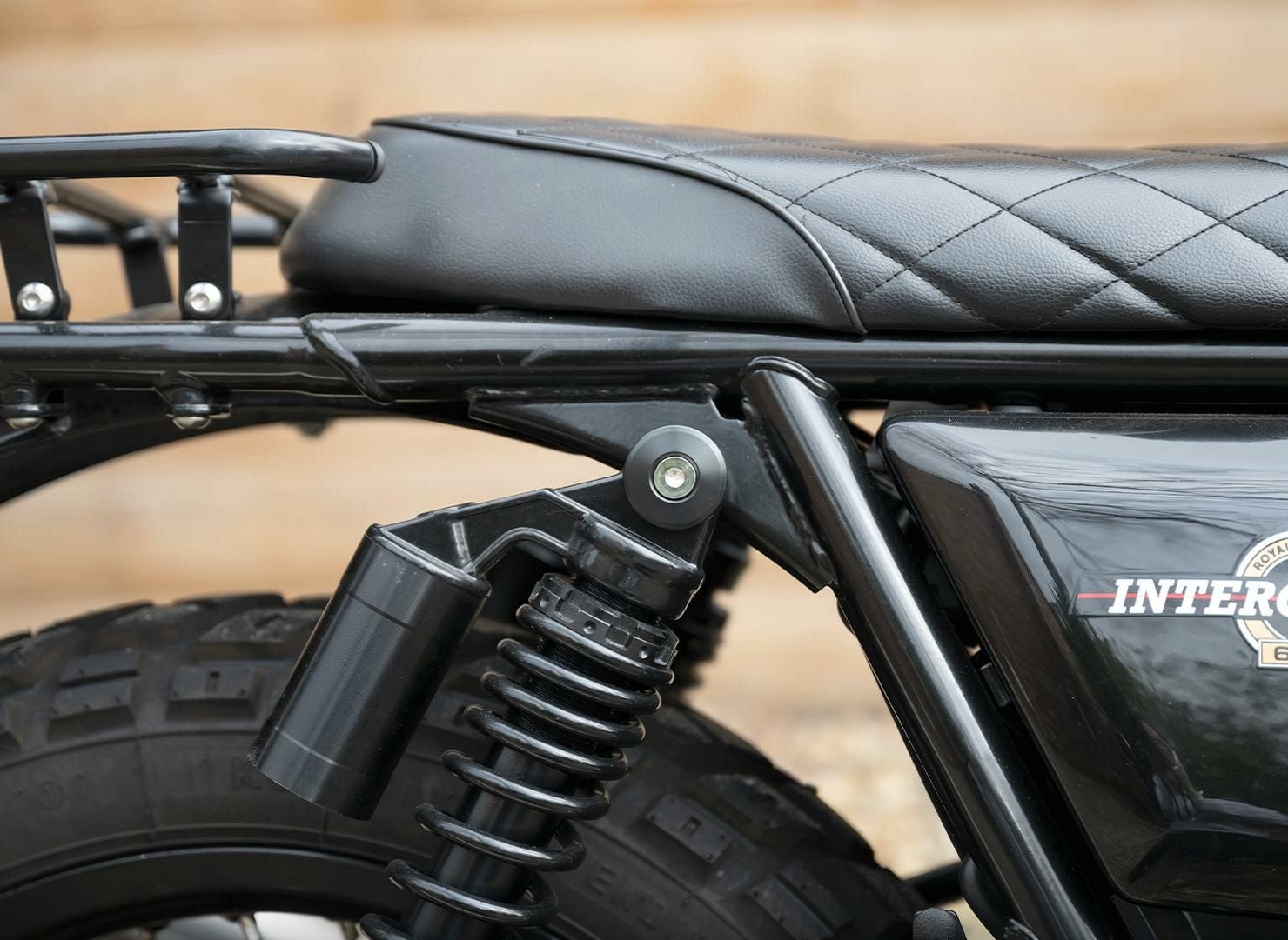 TEC リアサス　トライアンフボンネビルT120等 TEC リアサス トライアンフボンネビルT120等 バイク ボンネビル リア